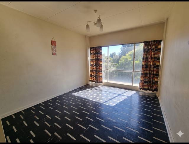 2 BEDROOM APARTMENT FOR SALE IN ARCON PARK